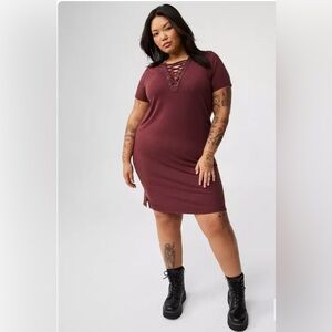 Torrid Mini Jersey Lace Up Shift Slit Dress EUC